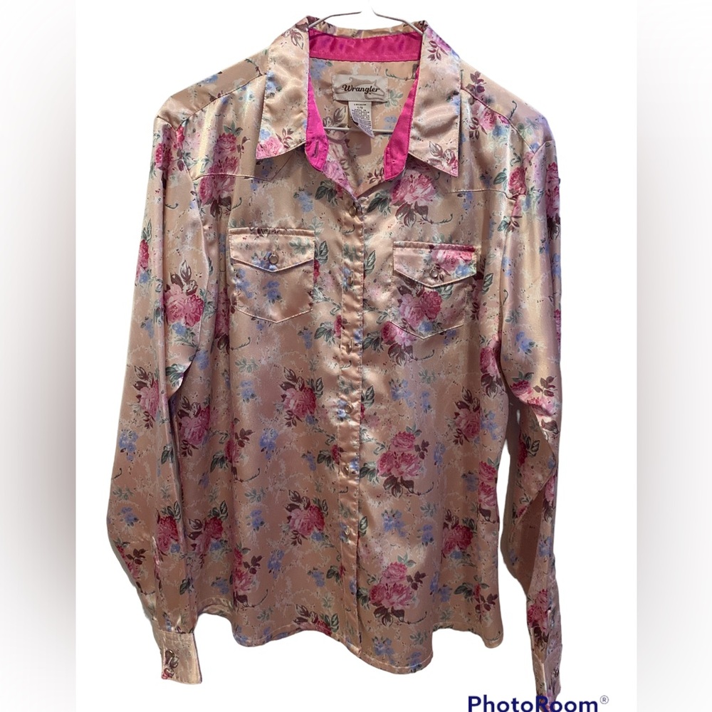 Wrangler Womens Button up Shirt